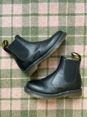Dr. Martens Flora Chelsea Boots in smooth black leather
